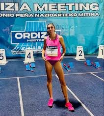 Lee más sobre el artículo Atletismo: NUEVO RÉCORD ARGENTINO PARA MICAELA LEVAGGI