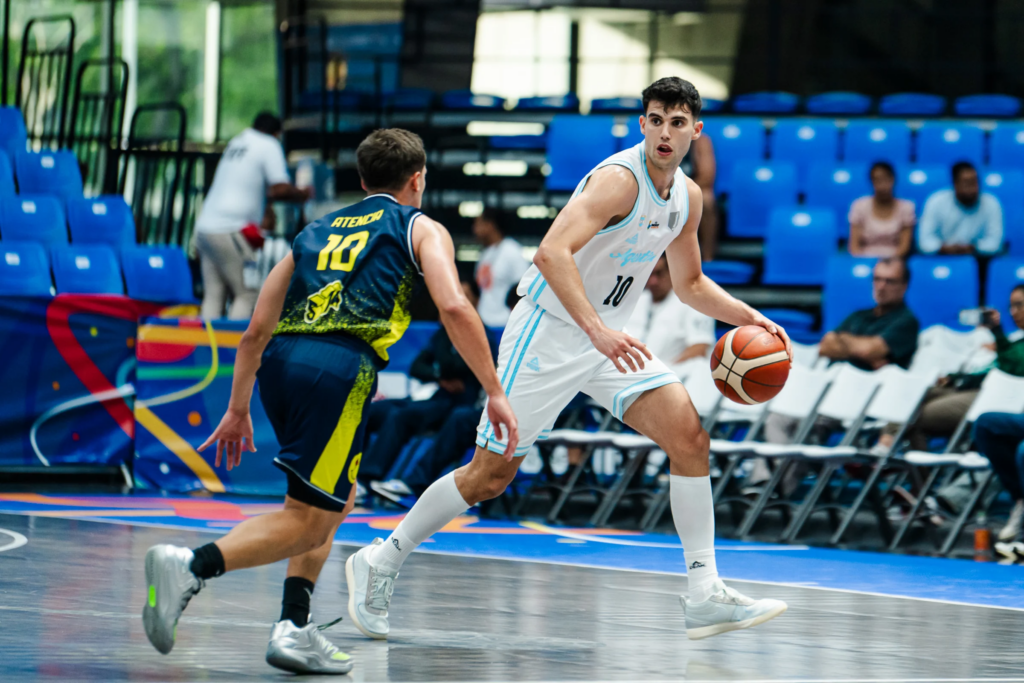 Básquet masculino: ARGENTINA VENCIÓ A COLOMBIA Y CLASIFICÓ A CUARTOS DE FINAL DE AMERICUP
