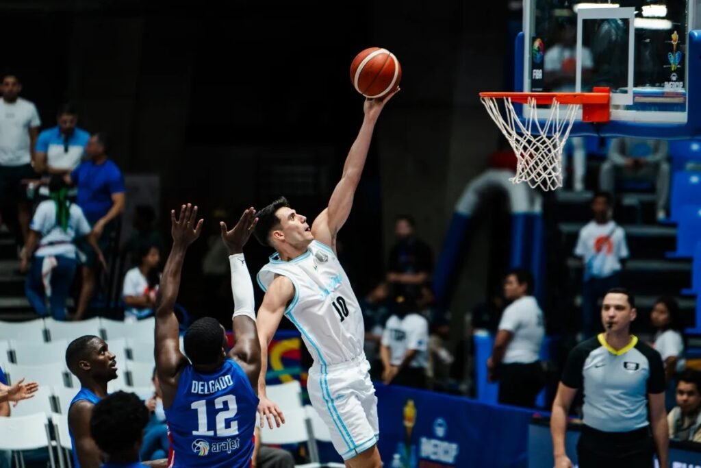 Básquet masculino: ARGENTINA PERDIÓ CON REPÙBLICA DOMINICANA EN LA AMERICUP