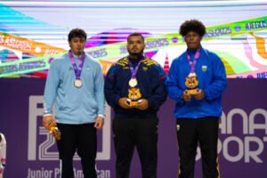 Lee más sobre el artículo Juegos ASU 2025: LEVANTAMIENTO DE PESAS | JOAQUÍN ELUNEY MESA GANÓ MEDALLA DE PLATA