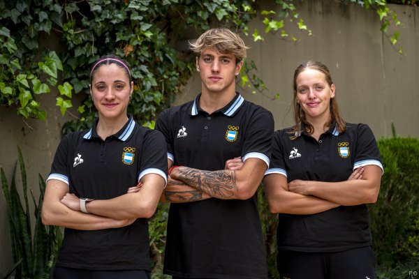 En este momento estás viendo Juegos ASU 2025: AGUAS ABIERTAS | MARTINA CONTRERAS, SEXTA Y CANDELA GIORDANINO, NOVENA EN LA PRUEBA FEMENINA