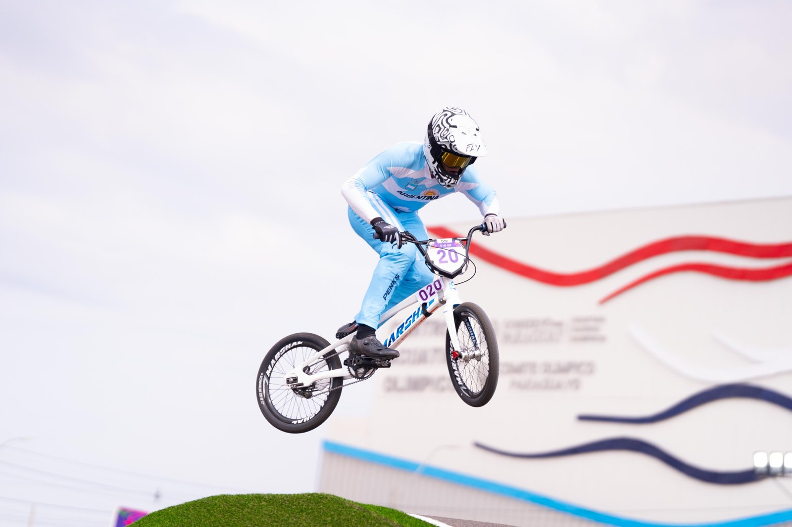 En este momento estás viendo Juegos ASU 2025: CICLISMO | MATURANO, EL ARGENTINO MÁS RÁPIDO EN LA CONTRARRELOJ DEL BMX RACING