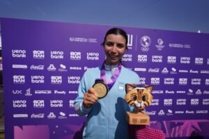Lee más sobre el artículo Juegos ASU 2025: CICLISMO RUTA | JULIETA BENEDETTI GANÓ EL ORO EN LA PRUEBA FEMENINA