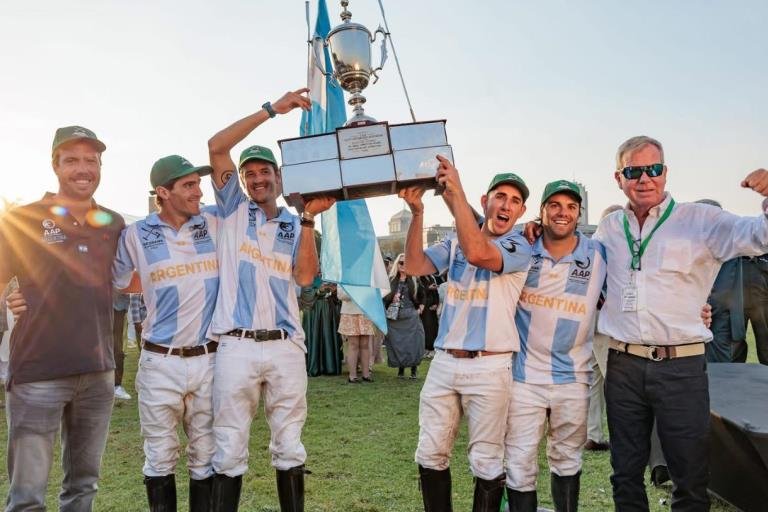 En este momento estás viendo Polo masculino: ARGENTINA SUPERÓ A SUDÁFRICA EN EL SEGUNDO TEST MATCH