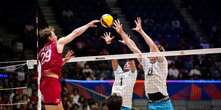 En este momento estás viendo Voley masculino: VNL | LA SELECCIÓN PERDIÓ ANTE ESTADOS UNIDOS EN SU TERCERA PRESENTACIÓN