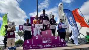 Lee más sobre el artículo Atletismo: CHRETIEN Y ANGULO SE ADJUDICARON LOS 21K PUERTO NORTE