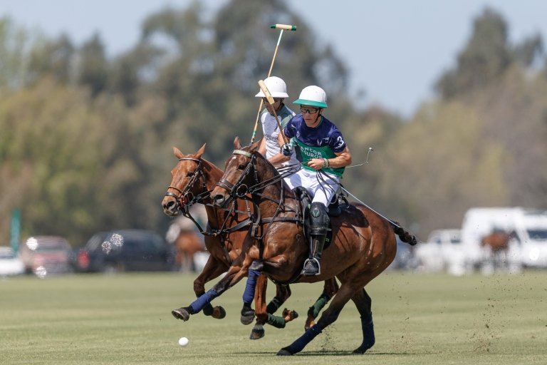 En este momento estás viendo Polo masculino: ABIERTO DE HURLINGHAM | COMENZÓ TORNEO CON TRIUNFOS DE LA NATIVIDAD LA DOLFINA Y ELLERSTINA INDIOS CHAPALEUFÚ VISTA