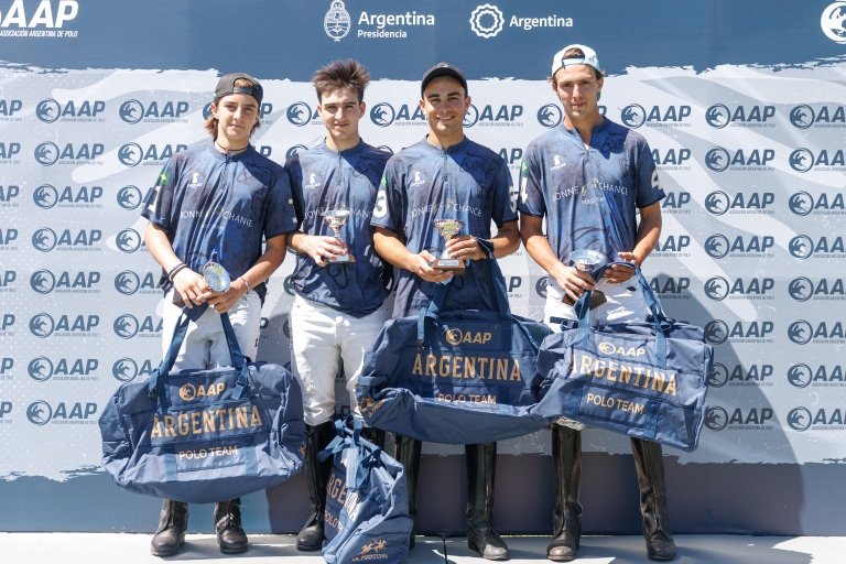 En este momento estás viendo Polo masculino: LA IRENITA GANÓ EL METRO BAJO 2025