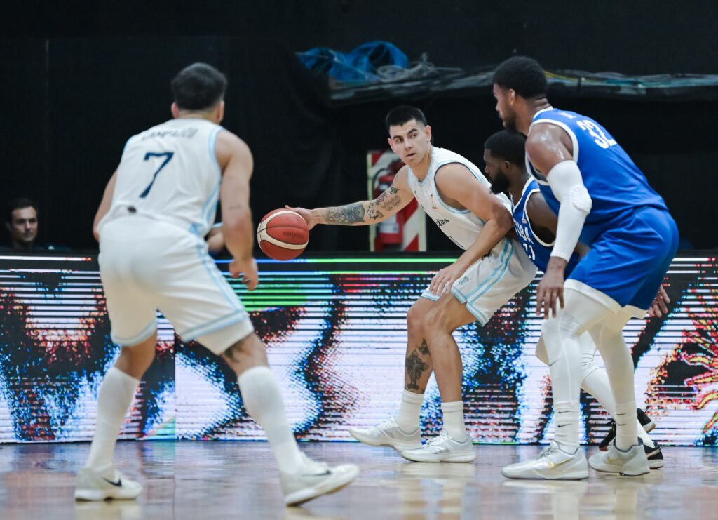 Básquet masculino: ARGENTINA Y UNA CLARA SUPERIORIDAD SOBRE CUBA EN EL SEGUNDO PARTIDO DE LA PRIMERA VENTANA CLASIFICATORIA AL MUNDIAL DE QATAR 2027