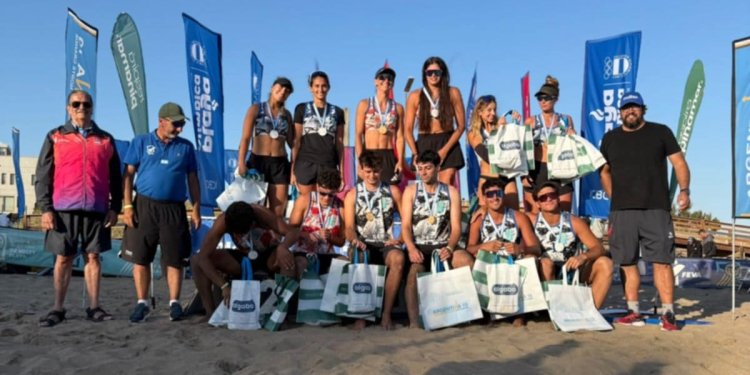 En este momento estás viendo Beach Volley: BRENDA CHURÍN-FERNANDA PEREYRA Y NICOLÁS BUSIELLO-VALENTÍN LOMBARDO FUERON LOS GANADORES DE LA SEGUNDA ETAPA