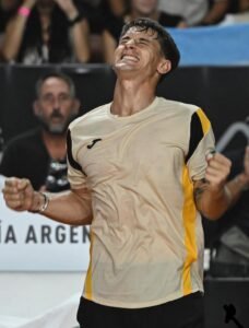 Lee más sobre el artículo Tenis Masculino: ROSARIO SIEMPRE ESTUVO CERCA