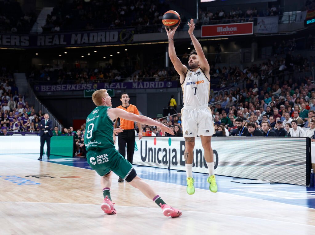 Básquet masculino: ESPAÑA | EL REAL MADRID DE CAMPAZZO Y DECK JUGARÁN LAS SEMIFINALES DE LA COPA DEL REY DE BÁSQUET