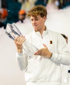 Lee más sobre el artículo Tenis: SINNER FUE EL REY EN MIAMI