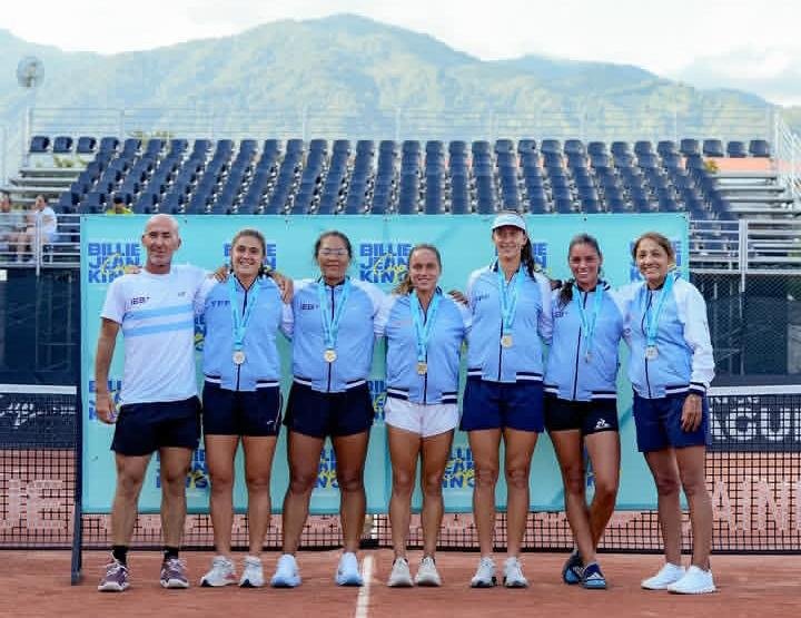 En este momento estás viendo Tenis Femenino: PAOLA SUAREZ Y UN DEBUT SOÑADO PARA LAS GUERRERAS