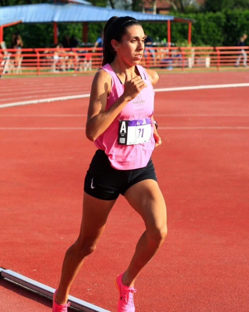 Atletismo: MICAELA LEVAGGI ESTABLECIÓ UN NUEVO RÉCORD ARGENTINO EN LA MILLA