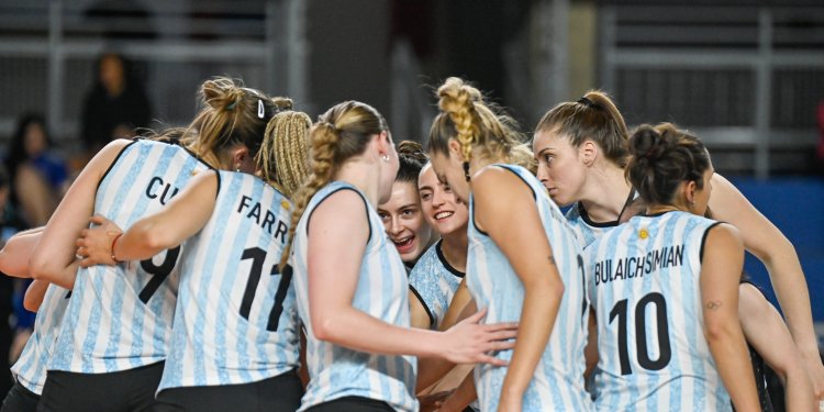 En este momento estás viendo Voley femenino: LAS PANTERAS Y SU LISTA DE CONVOCADAS PARA EL NUEVO CICLO