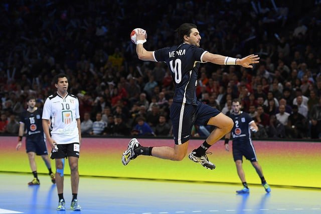 En este momento estás viendo Handball Masculino: ARGENTINA CAYÓ 31:26 ANTE EGIPTO Y QUEDÓ SIN CHANCES DE AVANZAR EN LA COMPETENCIA