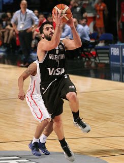 Lee más sobre el artículo Basquet: ARGENTINA LE GANÓ A PANAMÁ Y CLASIFICÓ A LAS SEMIFINALES DEL TORNEO