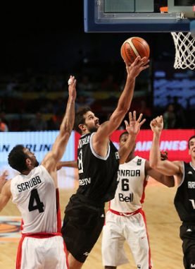 Lee más sobre el artículo Basquet: LUEGO DEL PARTIDO HABLARON HERNÁNDEZ Y LAPROVÍTTOLA (ARGENTINA) Y TRIANO Y OLYNYK (CANADÁ)