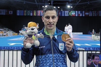 Lee más sobre el artículo Karate: «ESTOY MUY CONTENTO Y EMOCIONADO» DIJO MIGUEL AMARGOS, LUEGO DE SU ORO