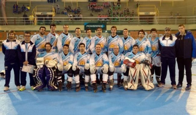 Lee más sobre el artículo Roller Hockey: PENSANDO EN EL MUNDIAL DE LA CATEGORÍA