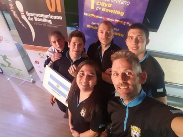 En este momento estás viendo Bowling: DOBLE BRONCE PARA LA ARGENTINA EN EL IBEROAMERICANO