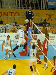 Lee más sobre el artículo Voley: ARGENTINA VENCIÓ A CUBA EN EL DEBUT PANAMERICANO