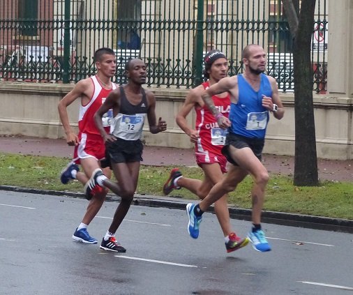 En este momento estás viendo Atletismo: MATÍAS ROTH Y DAIANA OCAMPO, VENCEDORES EN UNA NUEVA EDICIÓN DE CARRERA MAYA