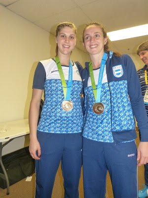 En este momento estás viendo Handball femenino: VICTORIA CRIVELLI Y ELKE KARSTEN, «PLATA» PANAMERICANAS