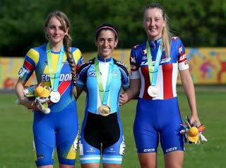 Lee más sobre el artículo Patín carrera: MAIRA ARIAS GANÓ EL ORO; DESTACADAS ACTUACIONES DE ROCÍO BERBEL Y EZEQUIEL CAPPELLANO EN CONTRARRELOJ