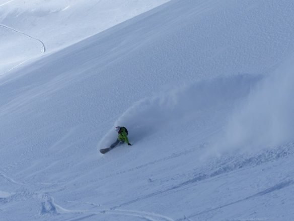 En este momento estás viendo Snowboard: GRAN LABOR DE STEVEN WILLIAMS EN COREA DEL SUR