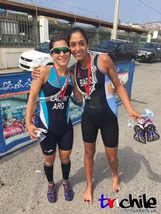 En este momento estás viendo Triatlón: ROMINA BIAGIOLI SE CONSAGRÓ CAMPEONA EN CHILE; CECILIA LACONI FUE TERCERA