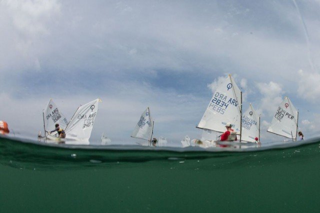 En este momento estás viendo Yatching: JULIO ALSOGARAY Y LUCÍA FALASCA SE ADJUDICARON SUS RESPECTIVAS CLASES EN LA 51° SEMANA INTERNACIONAL QUE SE REALIZÓ EN MAR DEL PLATA