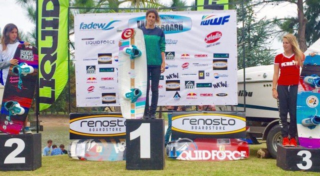 Lee más sobre el artículo Wakeboard: ROBBIE RENDO ES CAMPEONA LATINOAMERICANA; VICKY DE ARMAS, SUBCAMPEONA
