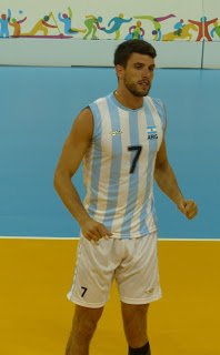 Lee más sobre el artículo Voley: DECLARACIONES DE FACUNDO CONTE, JAVIER FILARDI Y EL ENTRENADOR JULIO VELASCO LUEGO DEL DEBUT VICTORIOSO FRENTE A CUBA