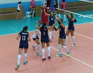 Lee más sobre el artículo Voley femenino: GUILLERMO ORDUNA CONFIRMÓ LA LISTA 2017 DE MAYORES Y SUB 23