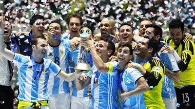 Lee más sobre el artículo Futsal: LOS HERMANOS VAPORAKI CUENTAN LA EXPERIENCIA DE SER CAMPEONES MUNDIALES