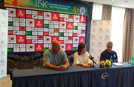 Lee más sobre el artículo Atletismo: PRESENTARON LOS 15 KM DEL NÁUTICO-ALDOSIVI