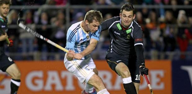 Lee más sobre el artículo Hockey sobre césped: ARGENTINA IGUALÓ CON ALEMANIA CAMPÉON OLÍMPICO EN EL TORNEO SEIS NACIONES