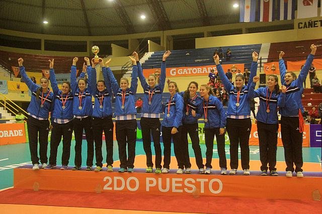 En este momento estás viendo Voley Femenino: A PURA GARRA, LA SUB 23 CLASIFICÓ AL MUNDIAL 2017