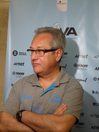 En este momento estás viendo Voley masculino: DECLARACIONES DEL ENTRENADOR JULIO VELASCO