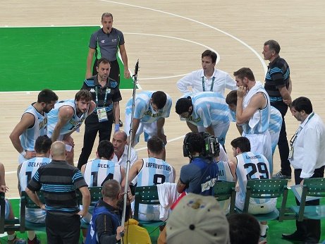 Lee más sobre el artículo JJOO Río 2016 Basquet: ARGENTINA 111 BRASIL 107, EL CLÁSICO FUEGO SAGRADO