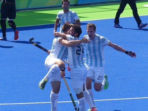Lee más sobre el artículo JJOO Río 2016 Hockey masculino: HISTÓRICO!!!!! LOS LEONES JUGARÁN LA FINAL OLÍMPICA TRAS GOLEAR A ALEMANIA