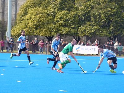 Lee más sobre el artículo Hockey sobre césped: LOS LEONES GOLEARON A IRLANDA EN EL PRIMER PARTIDO AMISTOSO